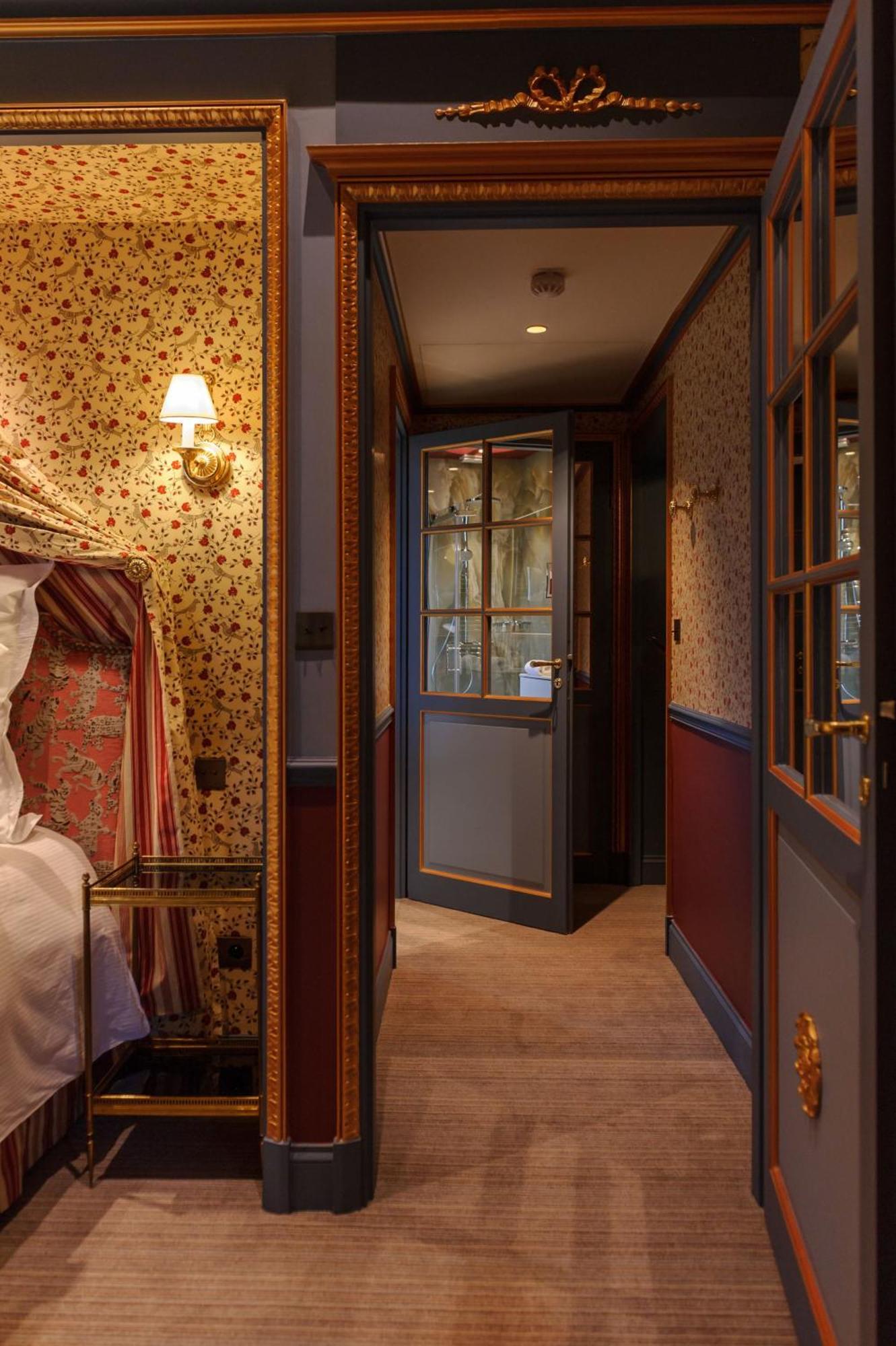 Chateau De Courcelles - Relais & Chateaux Room photo