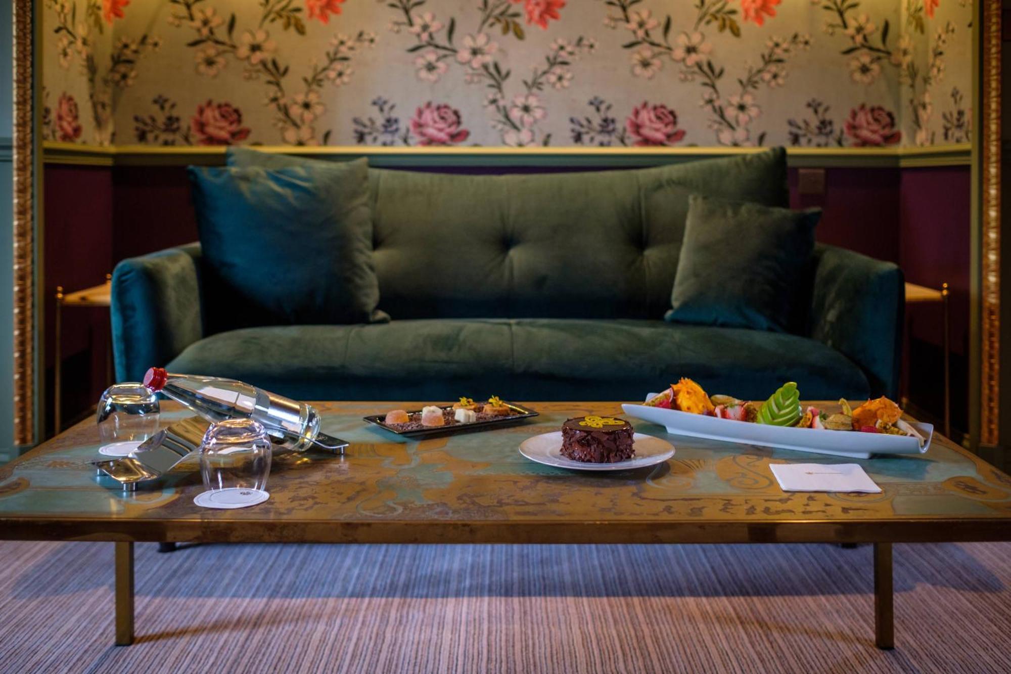 Chateau De Courcelles - Relais & Chateaux Room photo