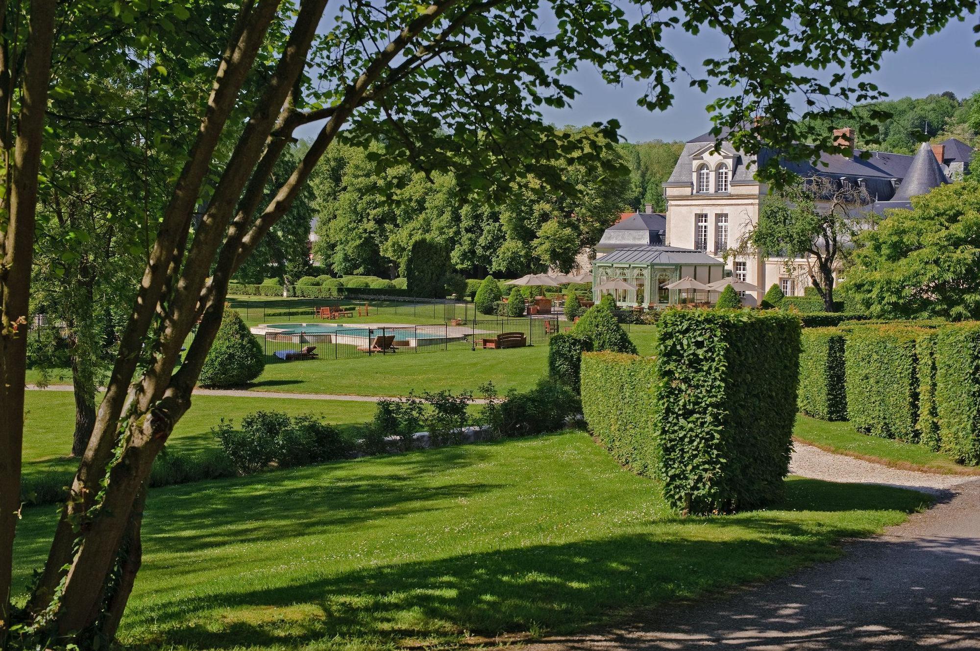 Chateau De Courcelles - Relais & Chateaux Exterior photo
