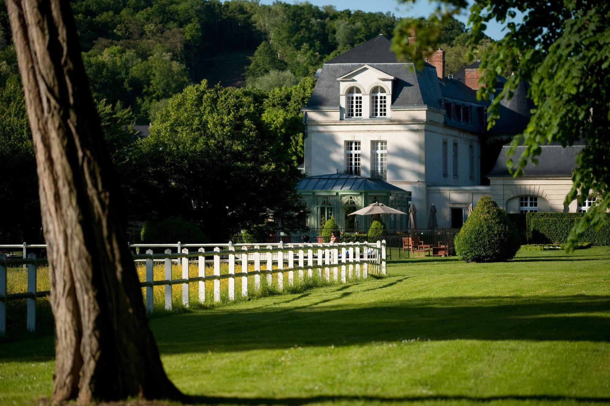 Chateau De Courcelles - Relais & Chateaux Exterior photo