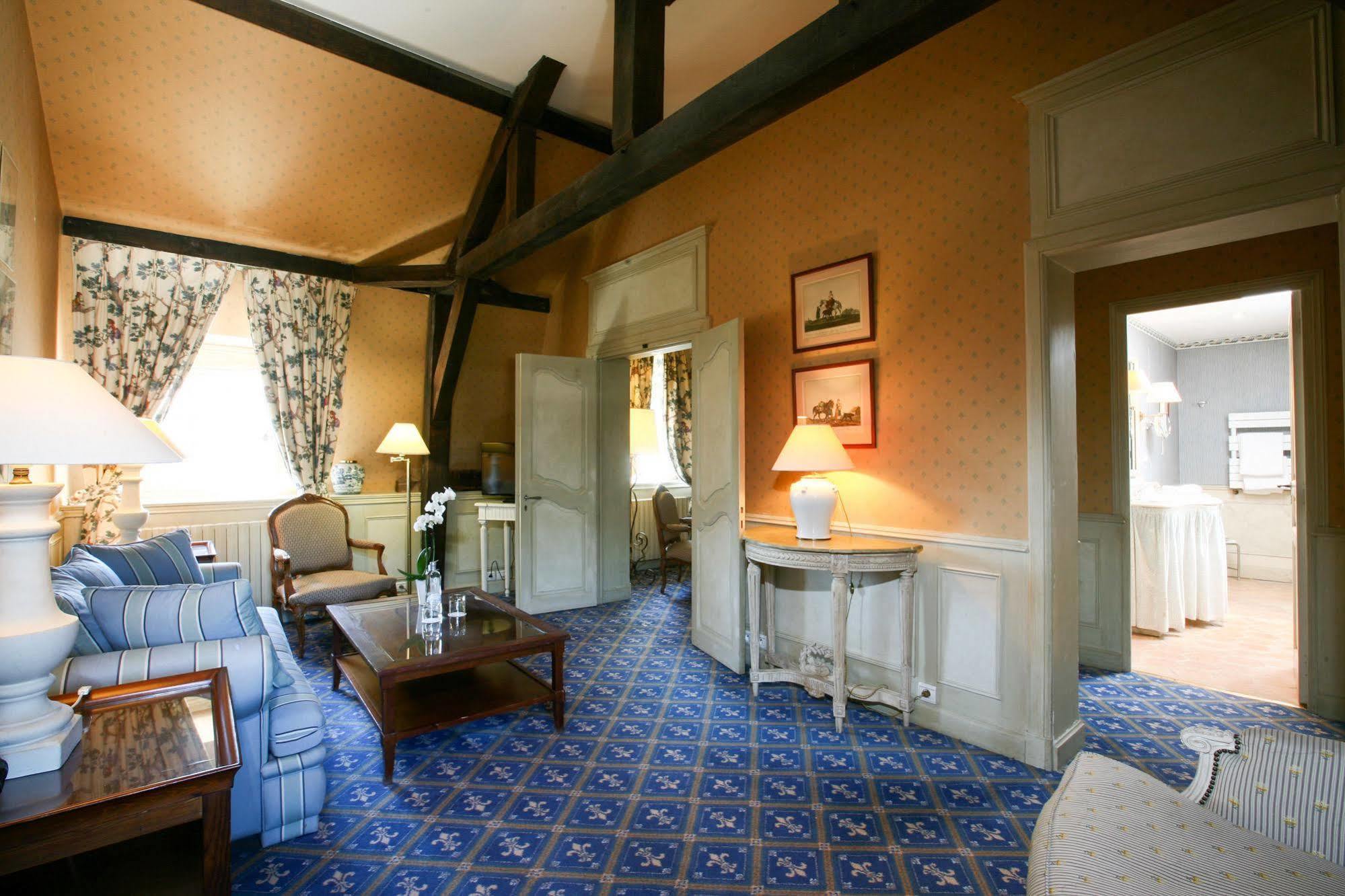 Chateau De Courcelles - Relais & Chateaux Exterior photo
