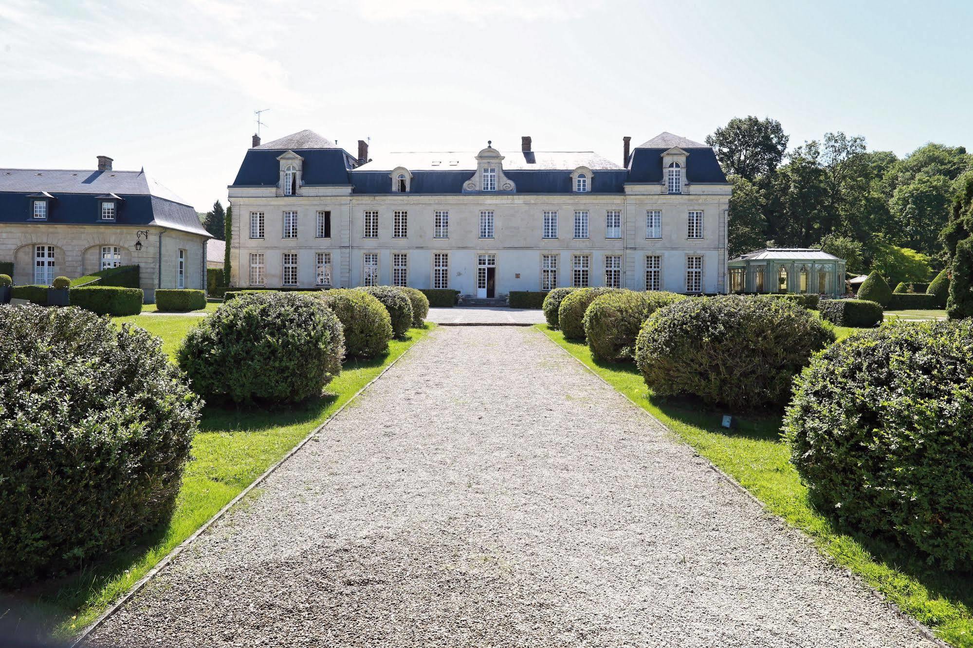 Chateau De Courcelles - Relais & Chateaux Exterior photo