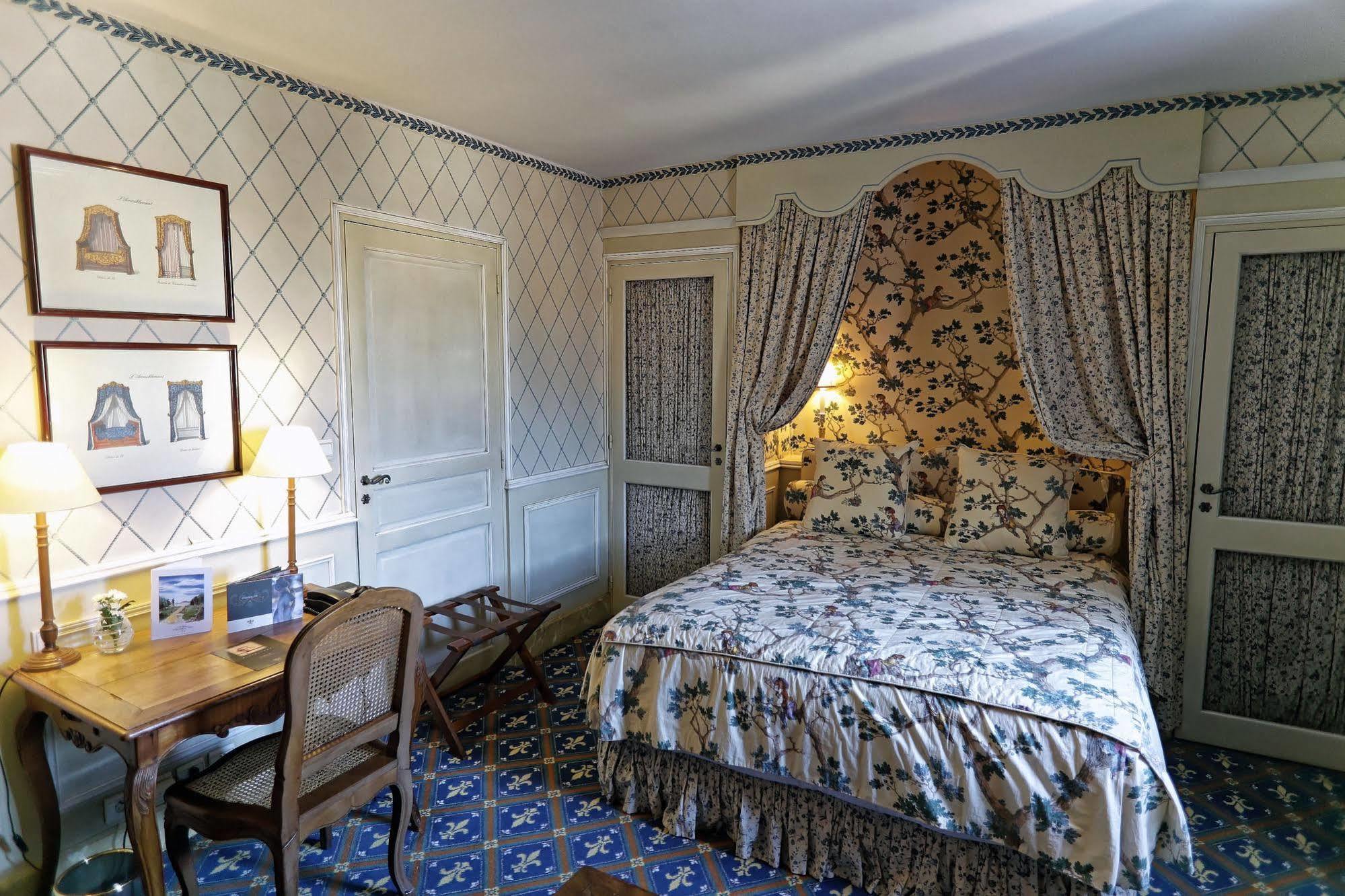 Chateau De Courcelles - Relais & Chateaux Exterior photo