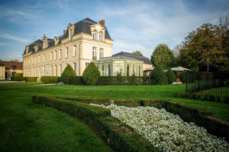 Chateau De Courcelles - Relais & Chateaux Exterior photo