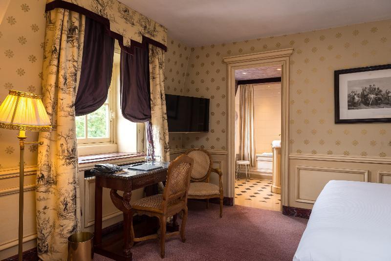 Chateau De Courcelles - Relais & Chateaux Exterior photo